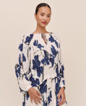 Bella Dahl Pleated Tie Front Top - Indigo Iris Print - Image 2